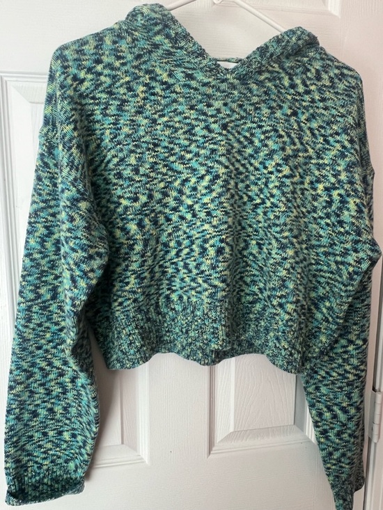 superdown Sweaters - superdown Cropped Hooded Sweater in Teal Mix